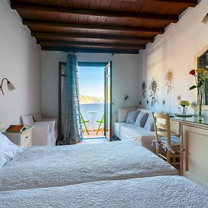 Superior Double or Twin Room Side Sea View